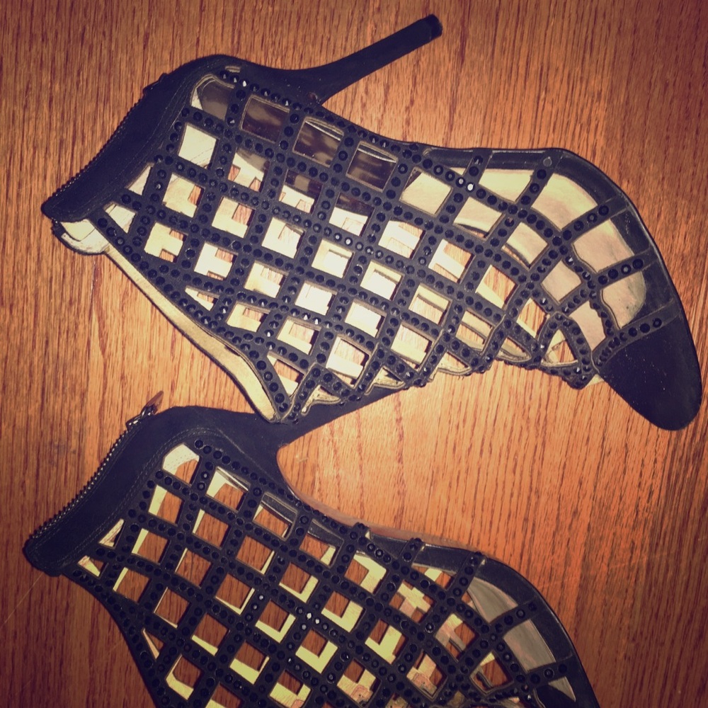 Black peep toe heels